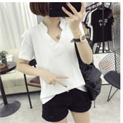 [FS-0037] เสื้อคอวี ผ้า Cotton  สีขาว  M  